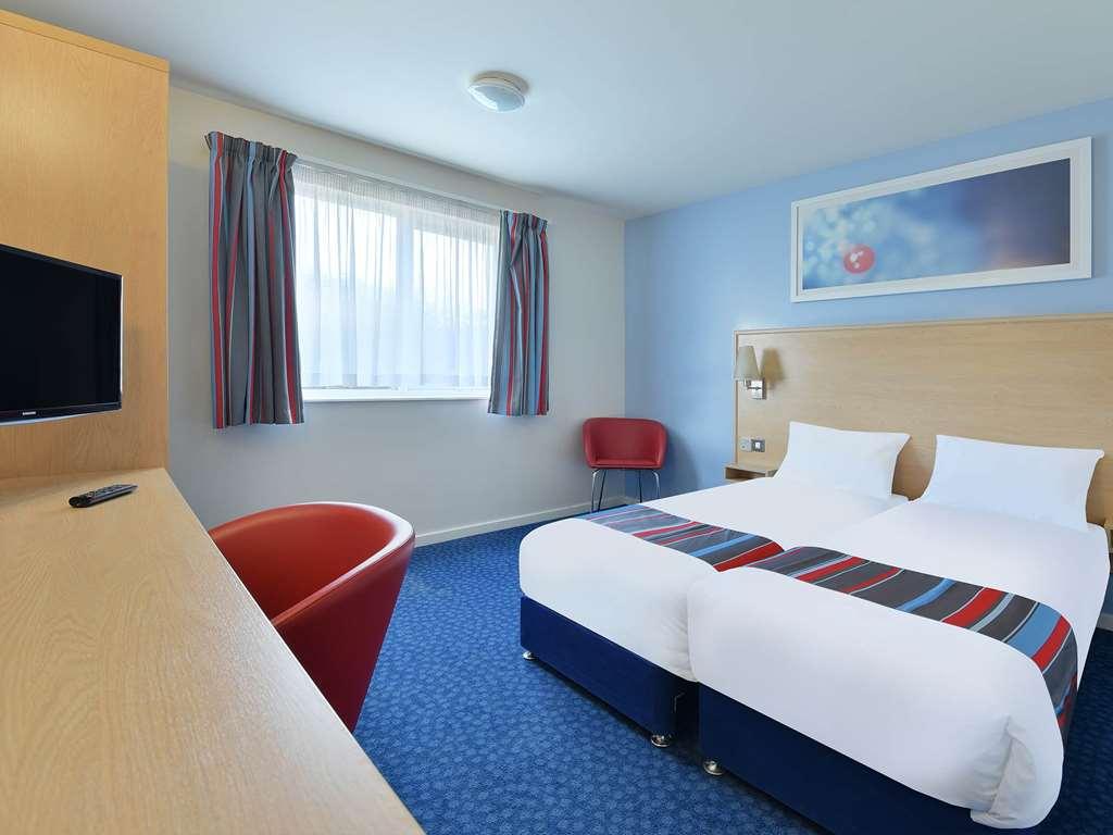 Travelodge Glasgow Airport Hotel Номер фото