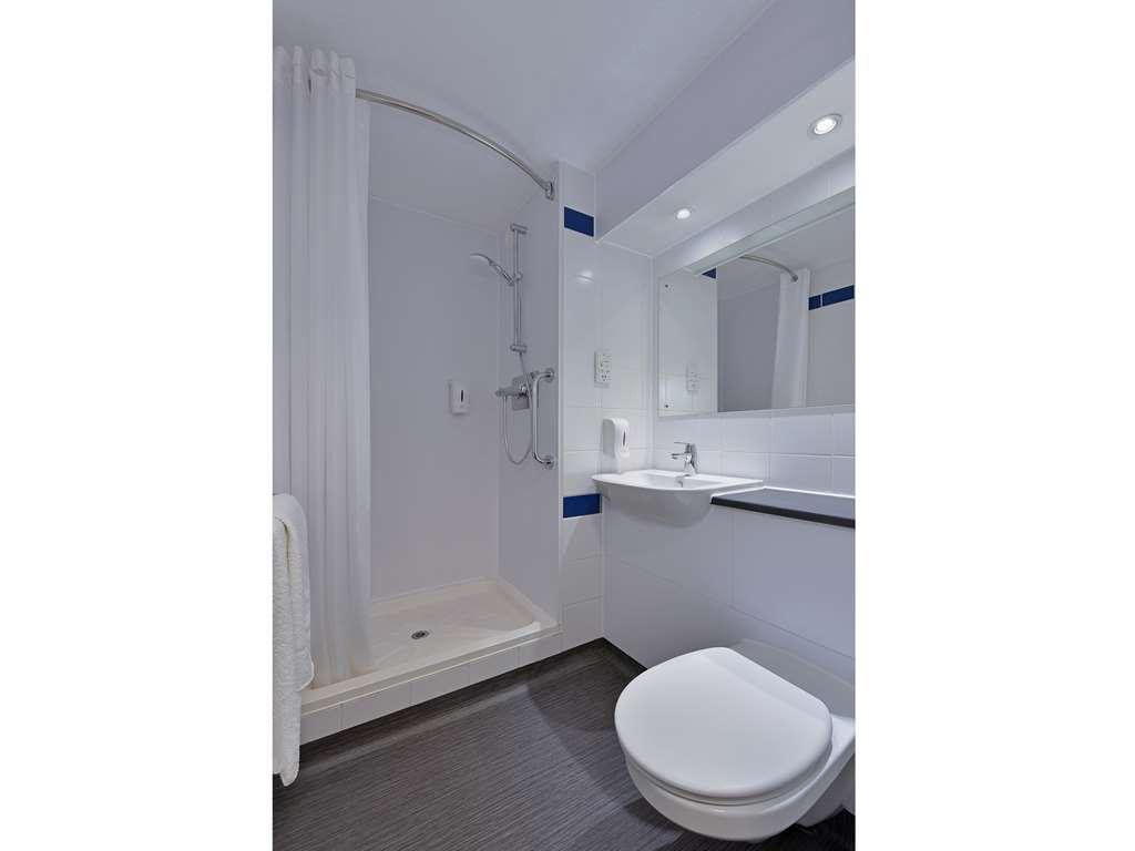Travelodge Glasgow Airport Hotel Номер фото