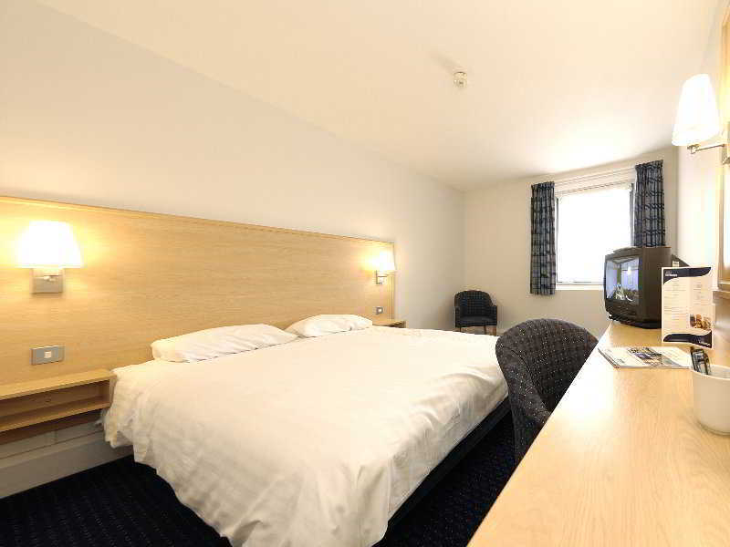 Travelodge Glasgow Airport Hotel Екстер'єр фото