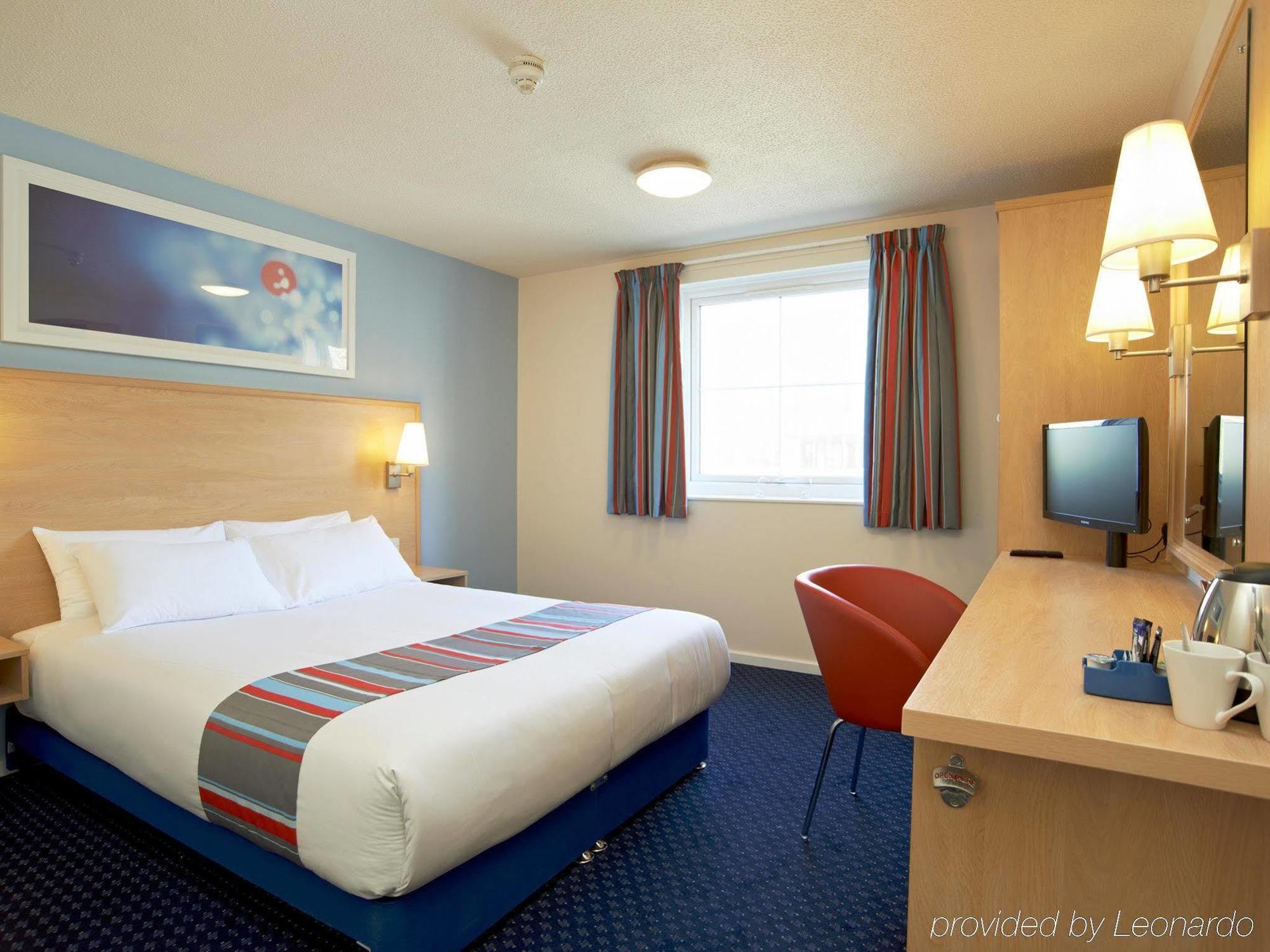 Travelodge Glasgow Airport Hotel Екстер'єр фото