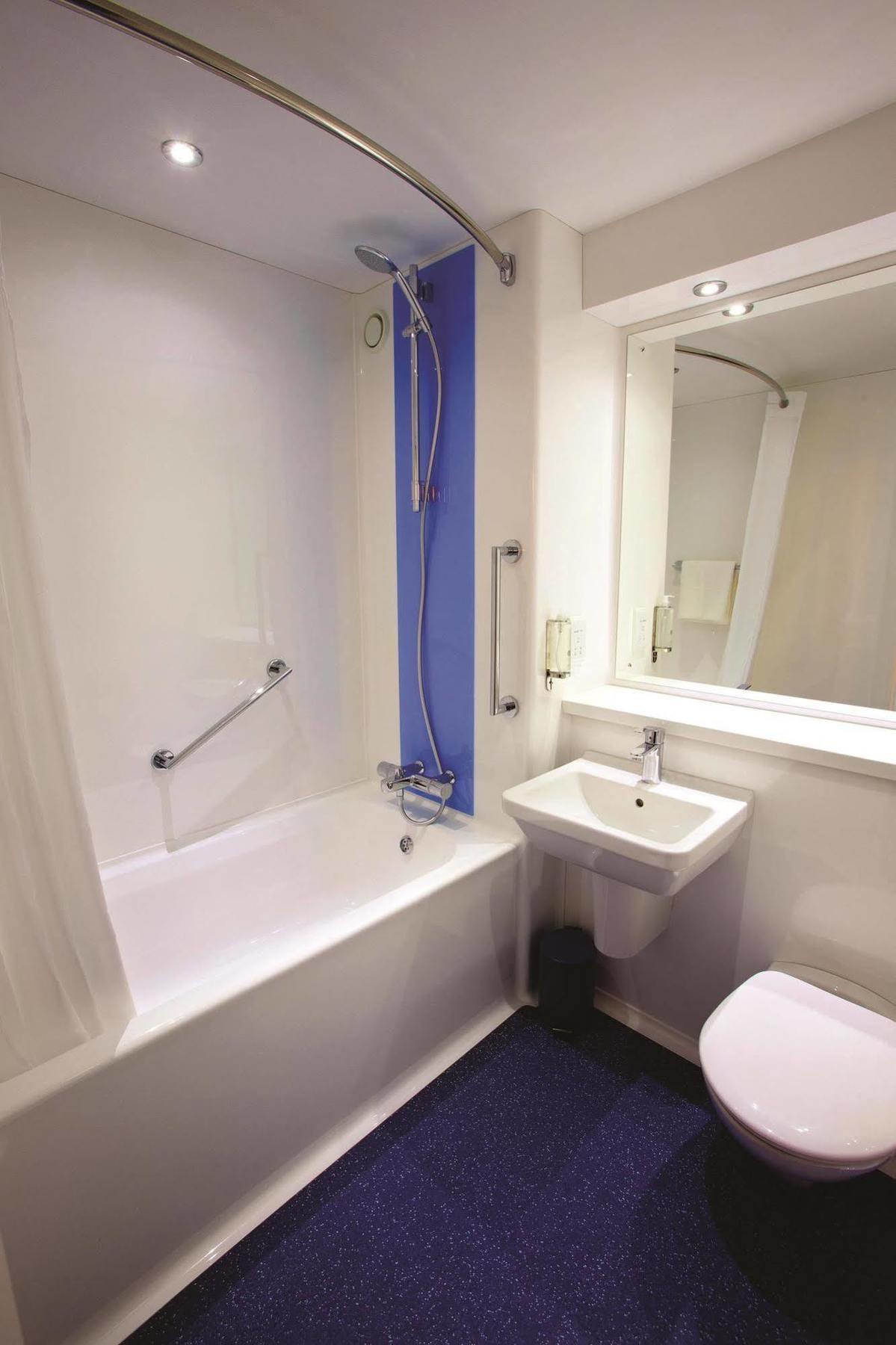 Travelodge Glasgow Airport Hotel Екстер'єр фото